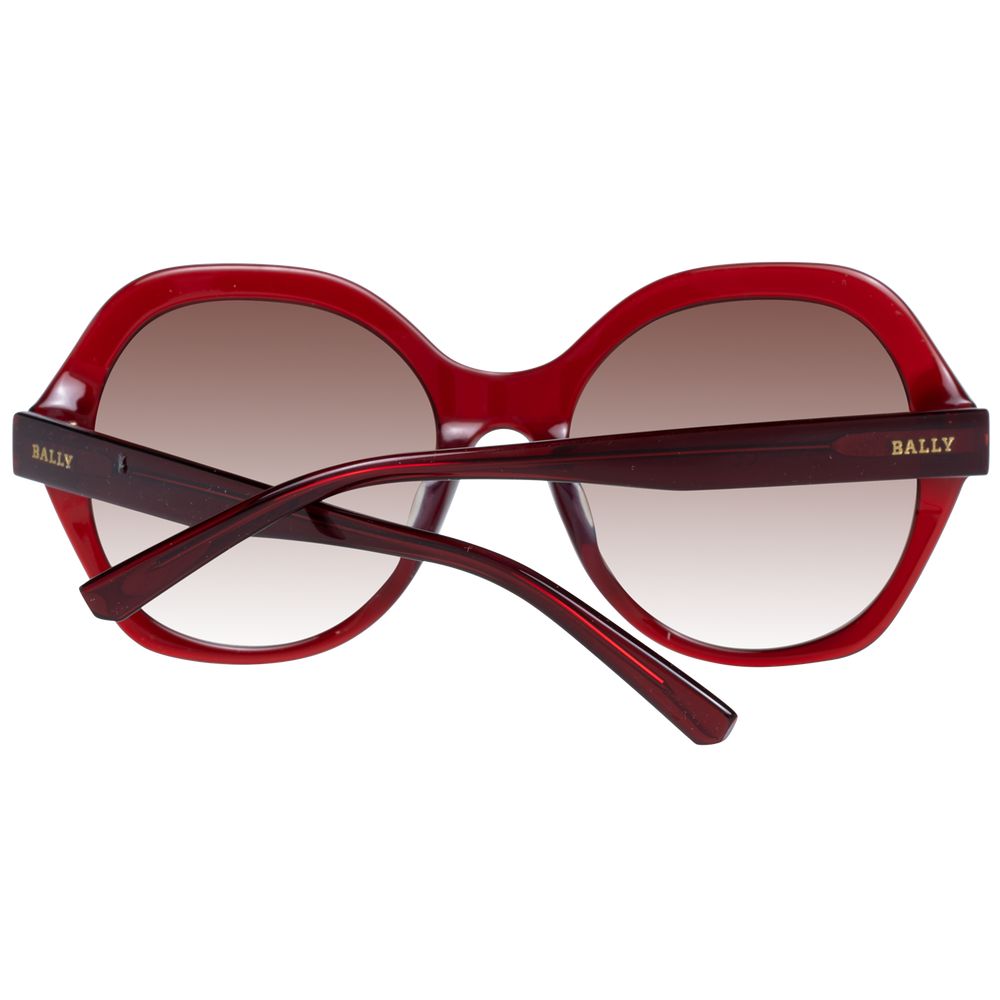Plastic red frames with 55-19-140 size and branded case included
