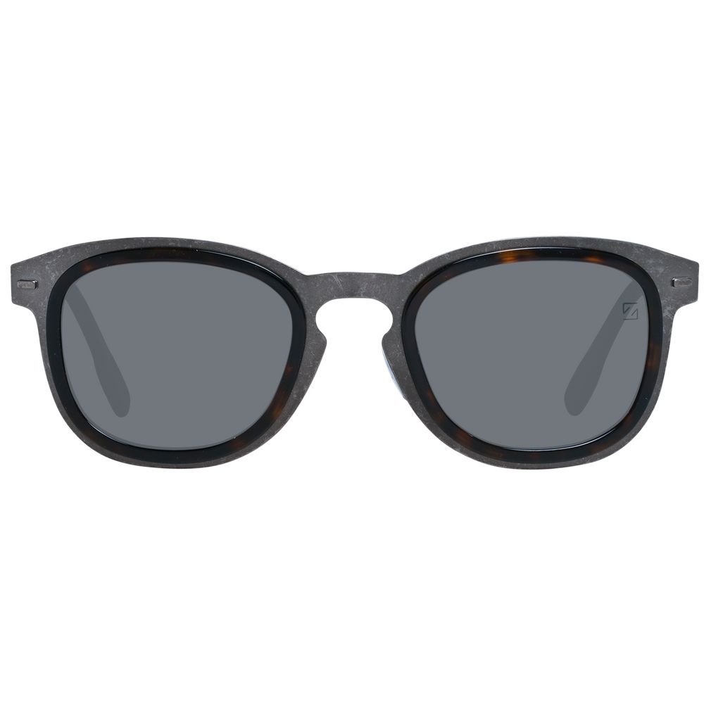 Oval style with grey plastic lenses and 100% UVA & UVB protection