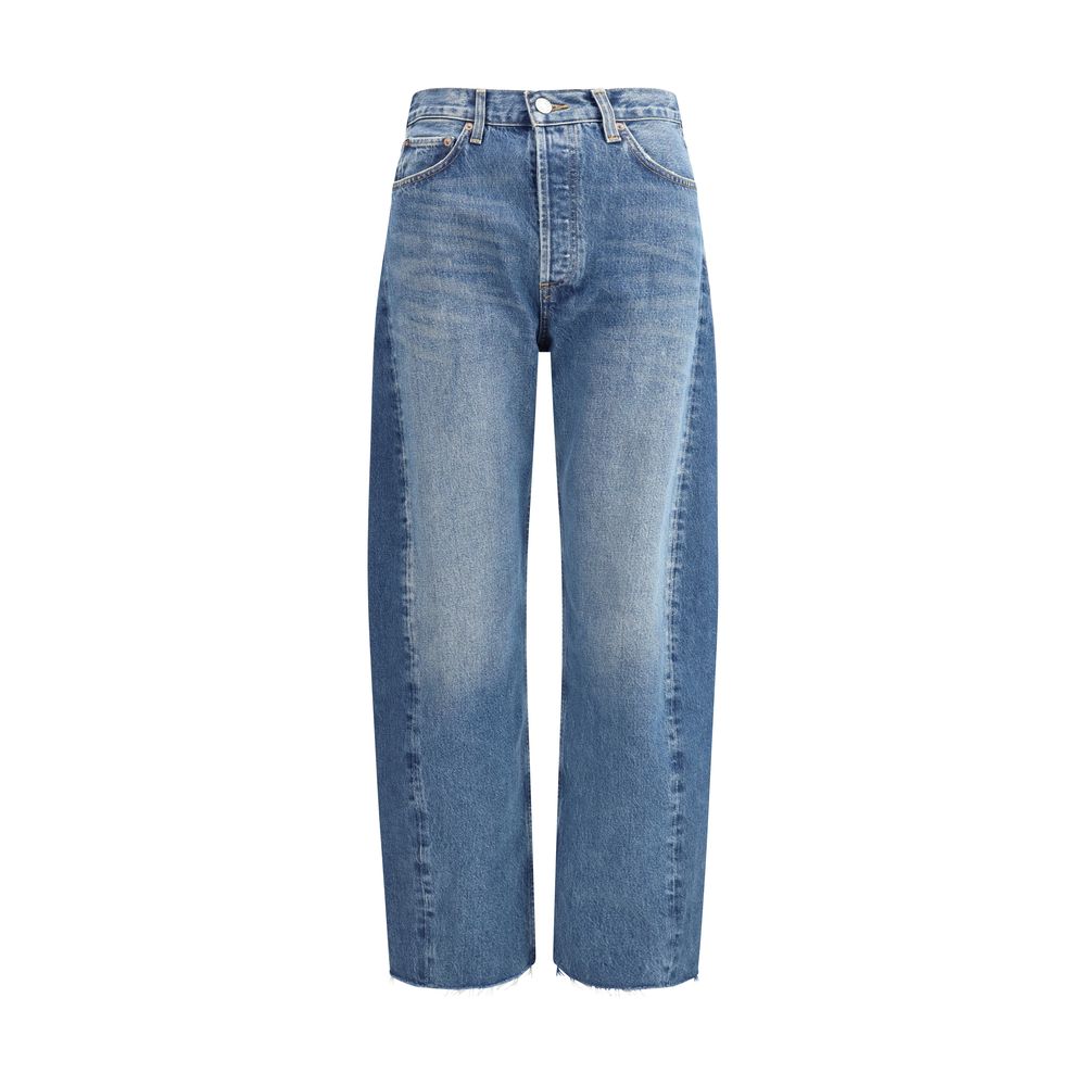 Agolde Luna Pieced Jeans with straight model and slight balloon shape at the bottom