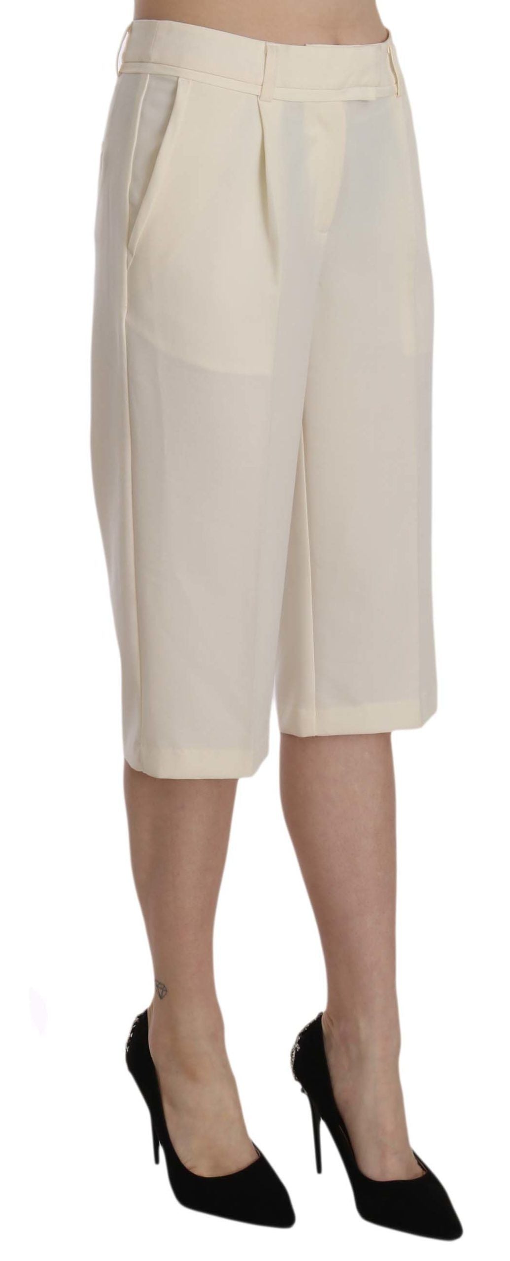 Silvian Heach cropped cream pants for modern chic look and comfort