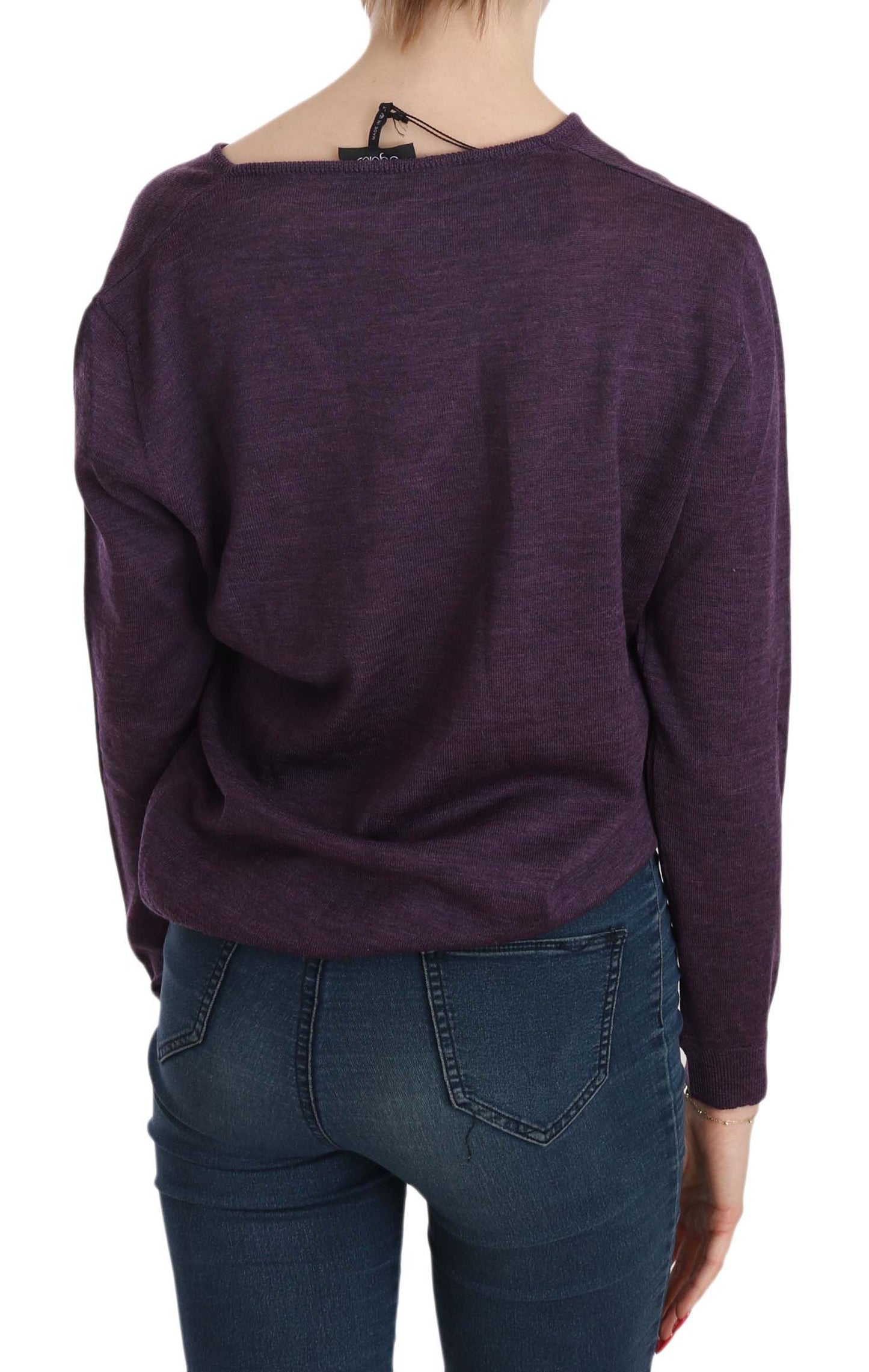  Elegant and sophisticated top from esteemed fashion house of BYBLOS 