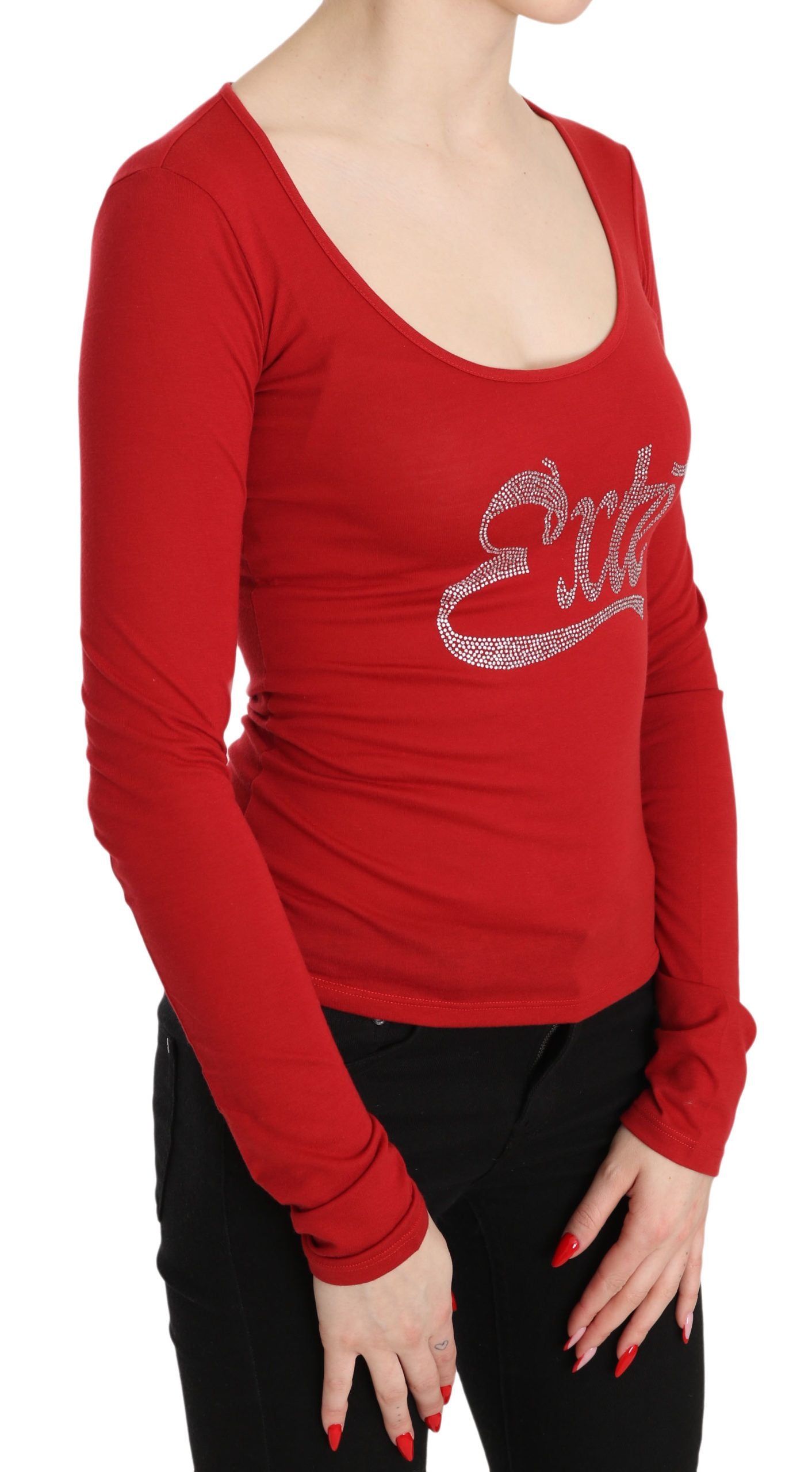Luxurious Exte blouse with sophisticated design and premium materials for style and comfort