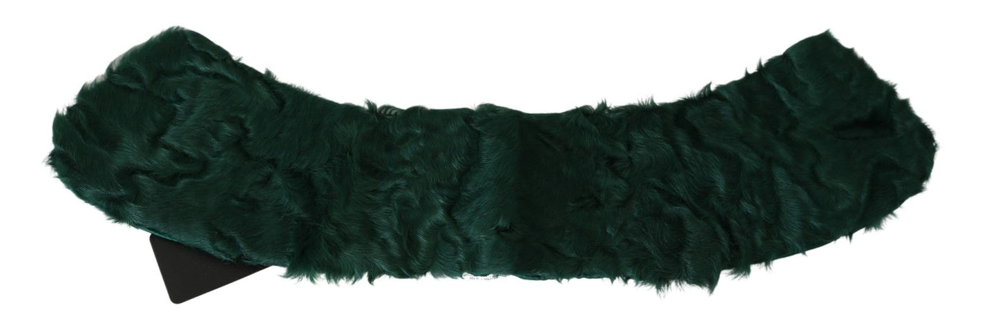 Gorgeous green fur scarf with subtle logo details by Dolce & Gabbana