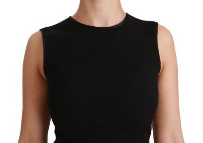 Luxury fashion statement in sumptuous wool blend