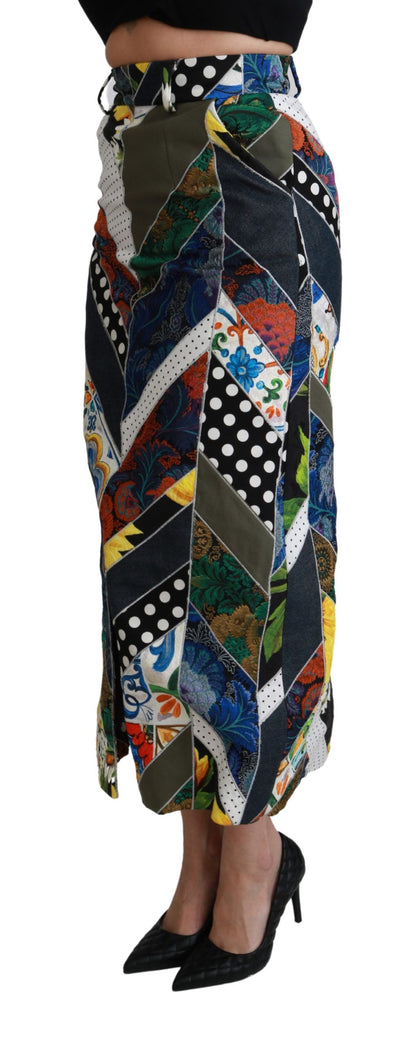 Dolce & Gabbana skirt crafted with the finest materials for quality and elegance
