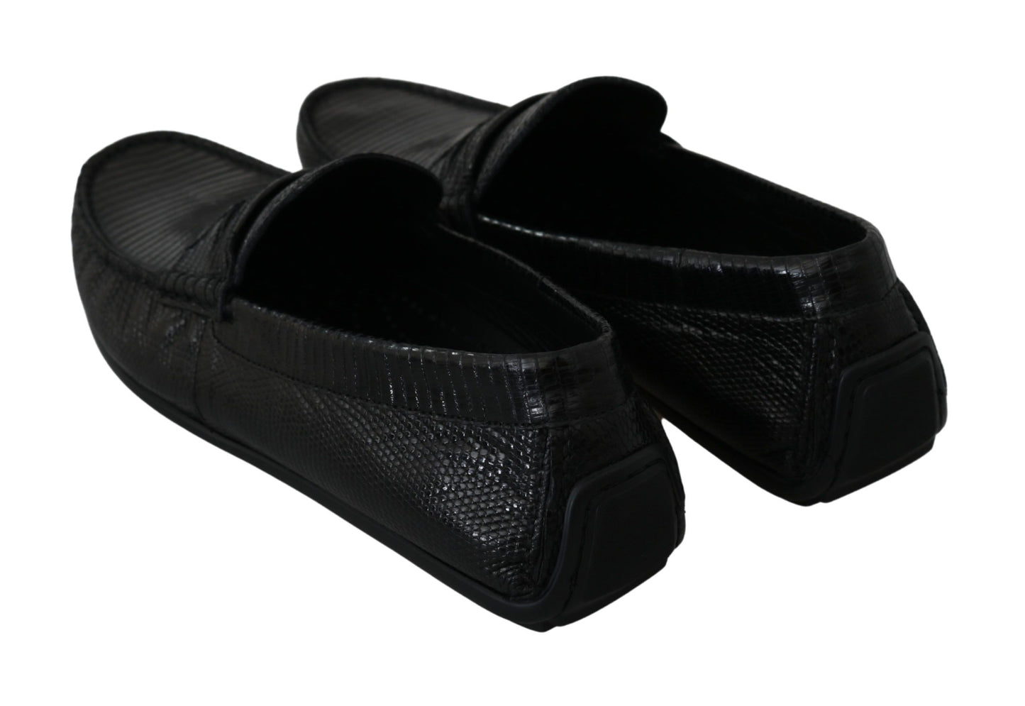 Sophisticated finishing touch to any ensemble