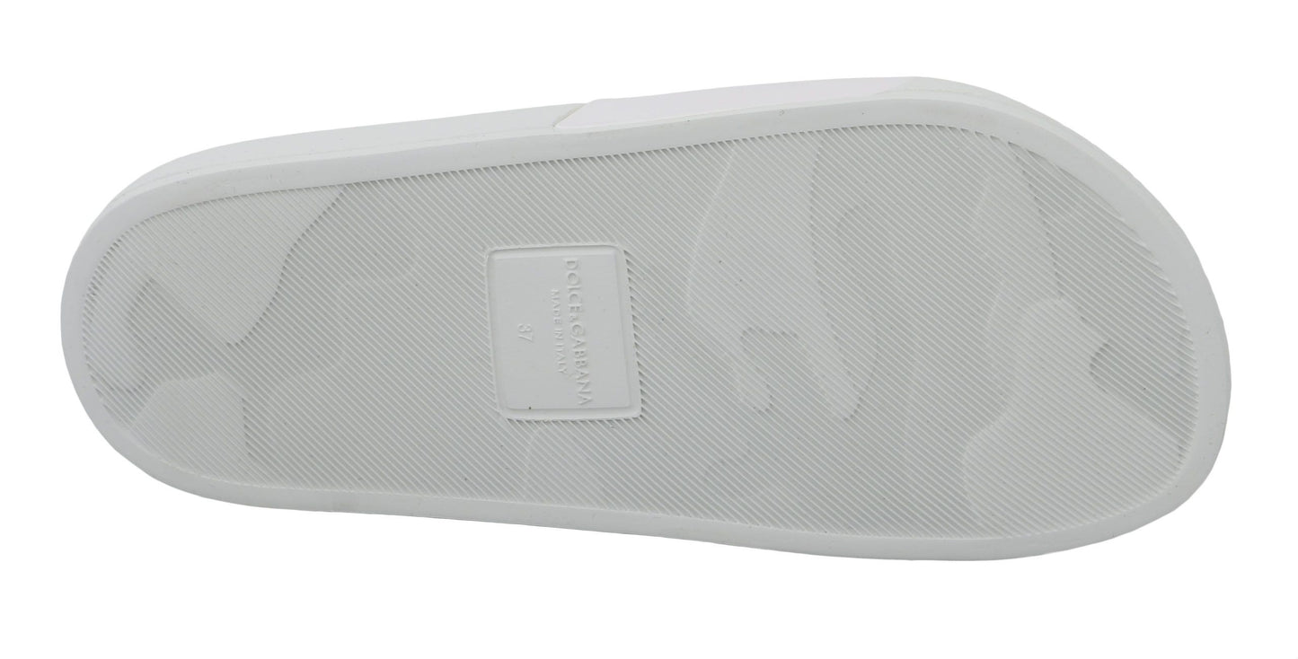 Iconic dgfamily motif ensures style and comfort in these Italian sandals