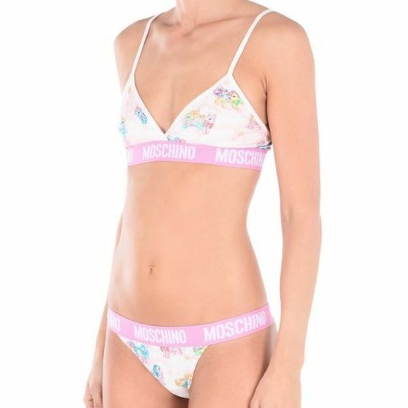 Chic and playful sleepwear set perfect for dreamy nights and leisurely weekends