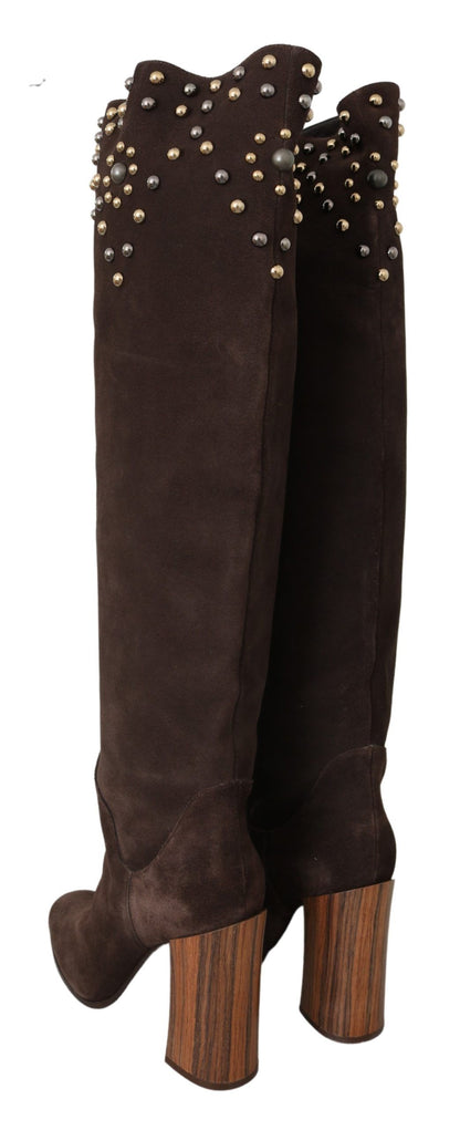 High-quality and comfortable brown suede knee high boots from Italy