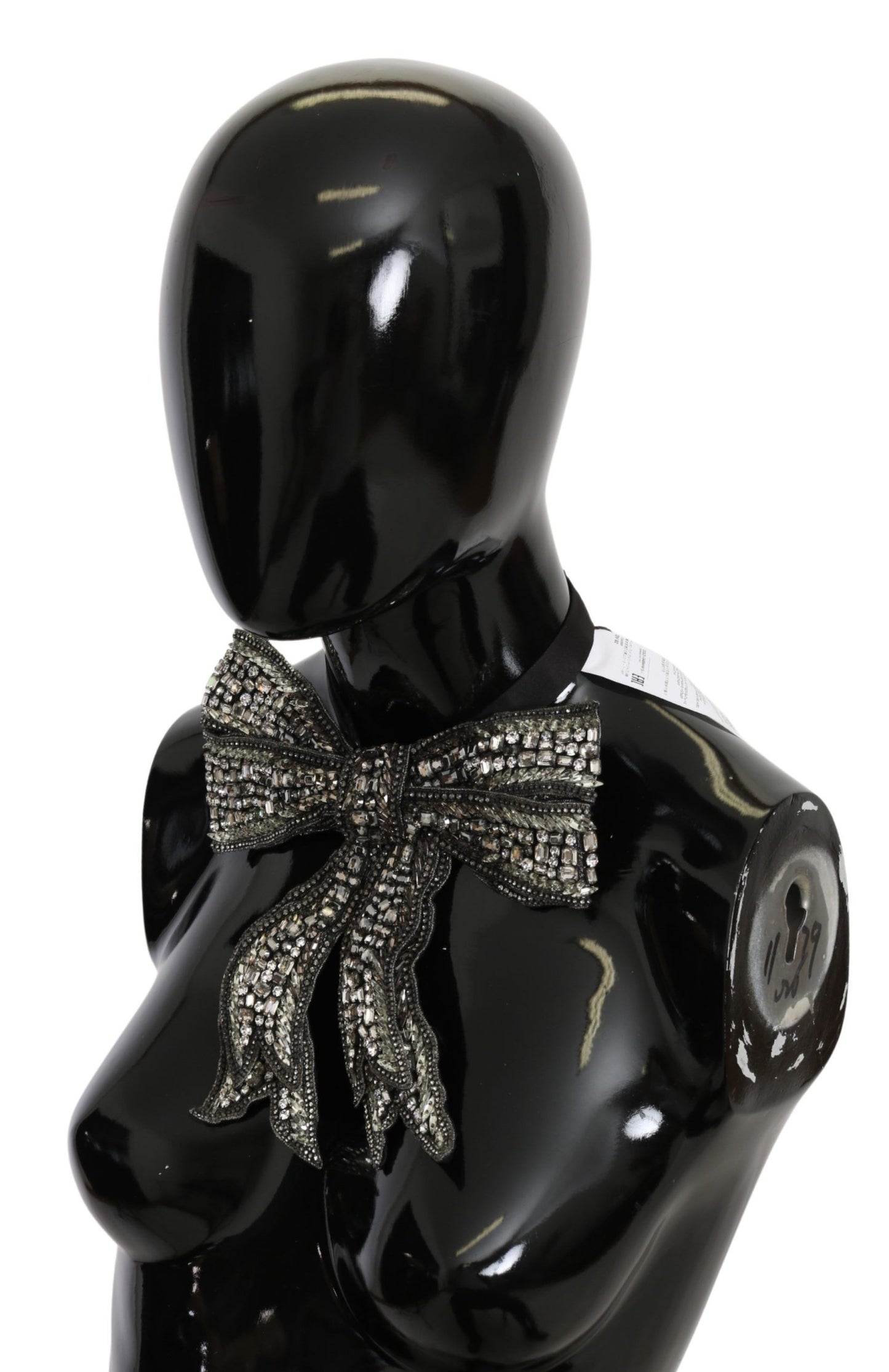 Italian-made silver and black bowtie, perfect for formal events