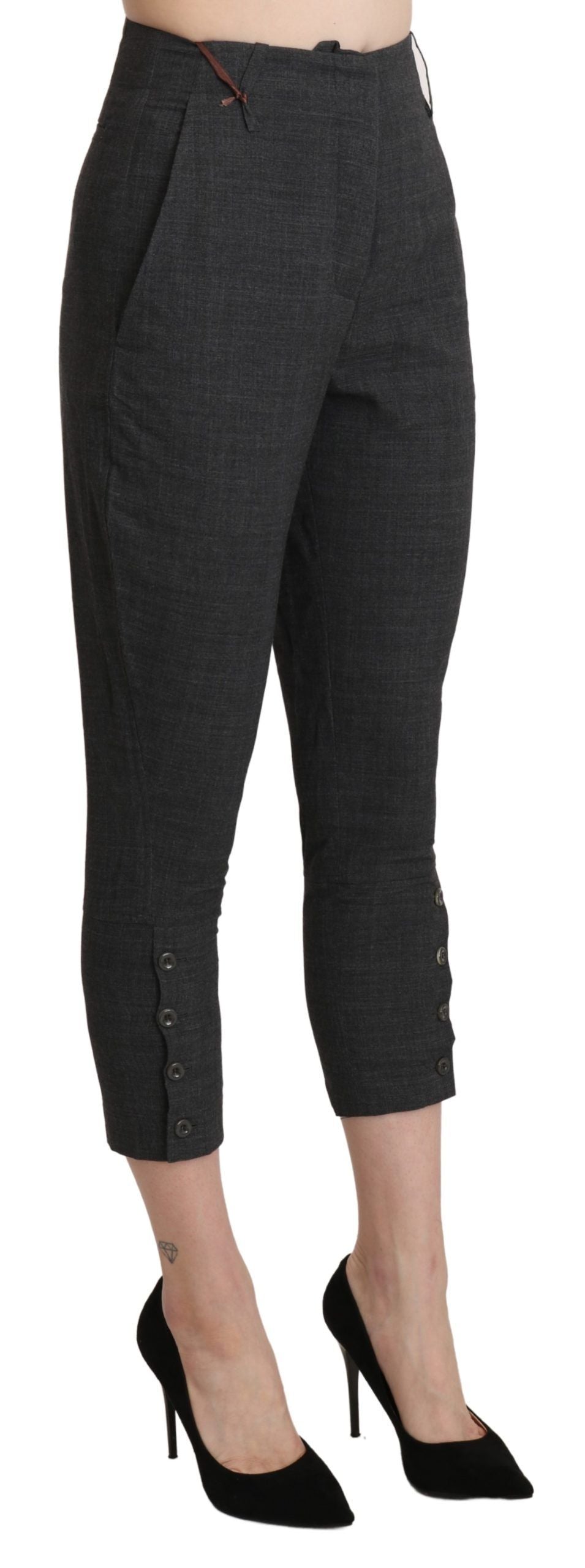 Italian-made high-waist Capri pants in black, with brand's signature logo details