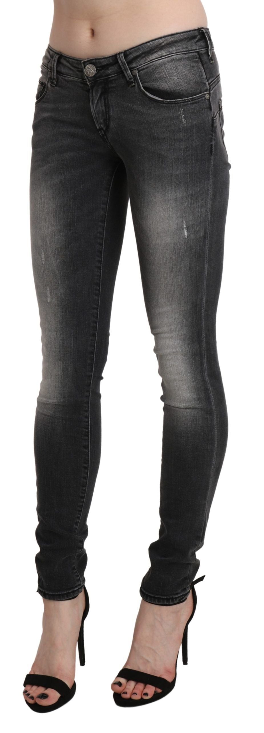 Acht Sleek Low Waist Skinny Denim in Black Wash for women