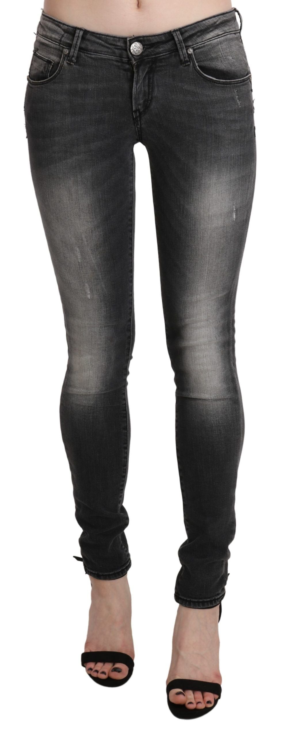 Acht Sleek Low Waist Skinny Denim in Black Wash - Stylish and comfortable jeans for a sleek and trendy look