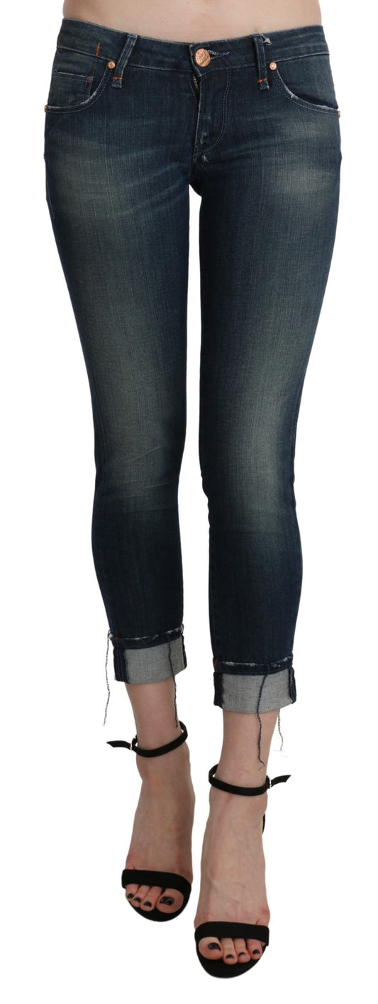 Luxurious blue washed skinny cropped denim jeans made in Italy