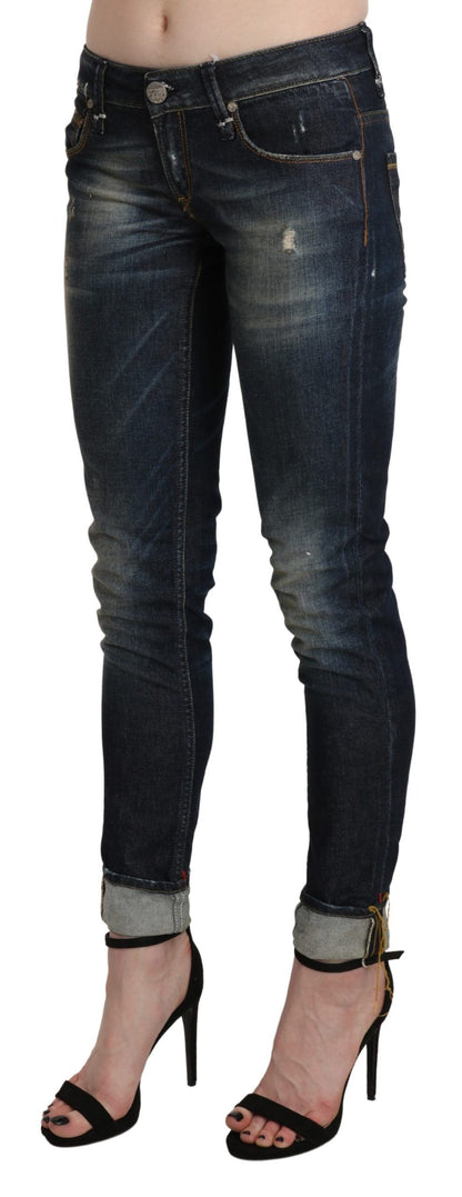 Dark blue skinny cropped jeans with a chic and stylish design