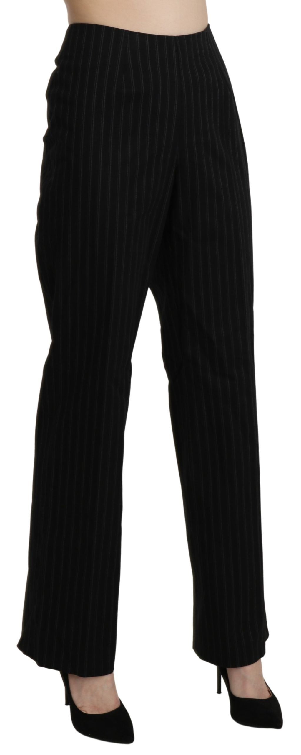 Elegant black cotton pants with high waist and perfect fit for a statement of elegance