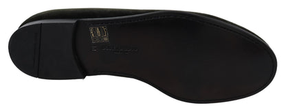 Italian craftsmanship green velvet loafers with leather sole