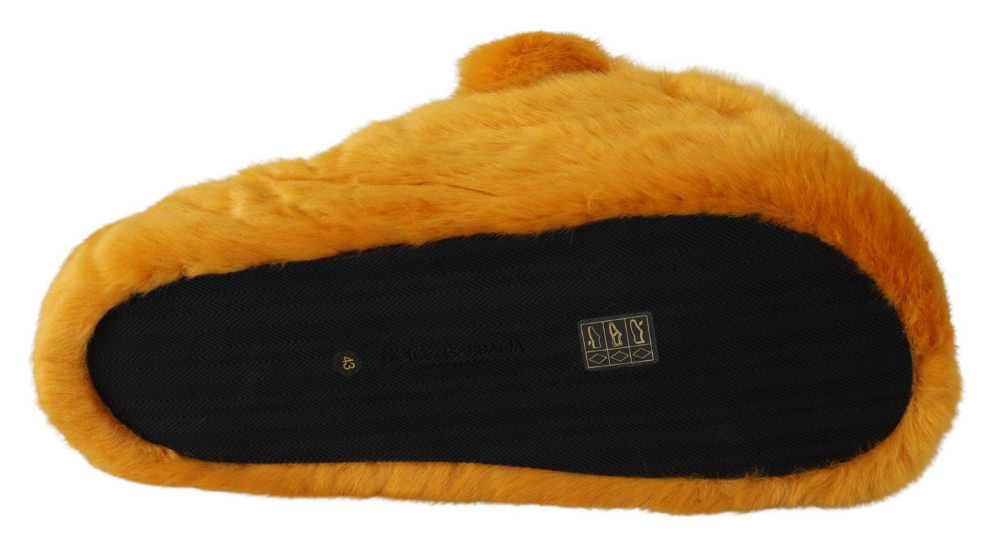 Vibrant Sunshine Yellow Lion Slippers made of 70% MA, 30% PL