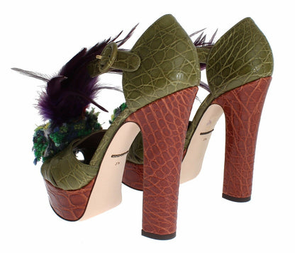  Elegant green and multicolor crystal sandals with gold metal detailing 