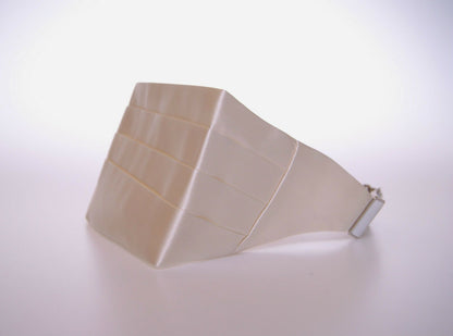 Elegant and noticeable white silk cummerbund for formal attire