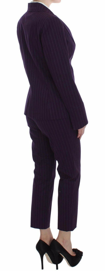 High-quality material blend of wool, polyester, rayon, and spandex
