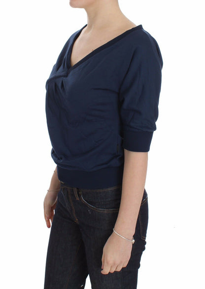 Luxurious Exte Sweater crafted in Italy, perfect for layering or wearing on its own