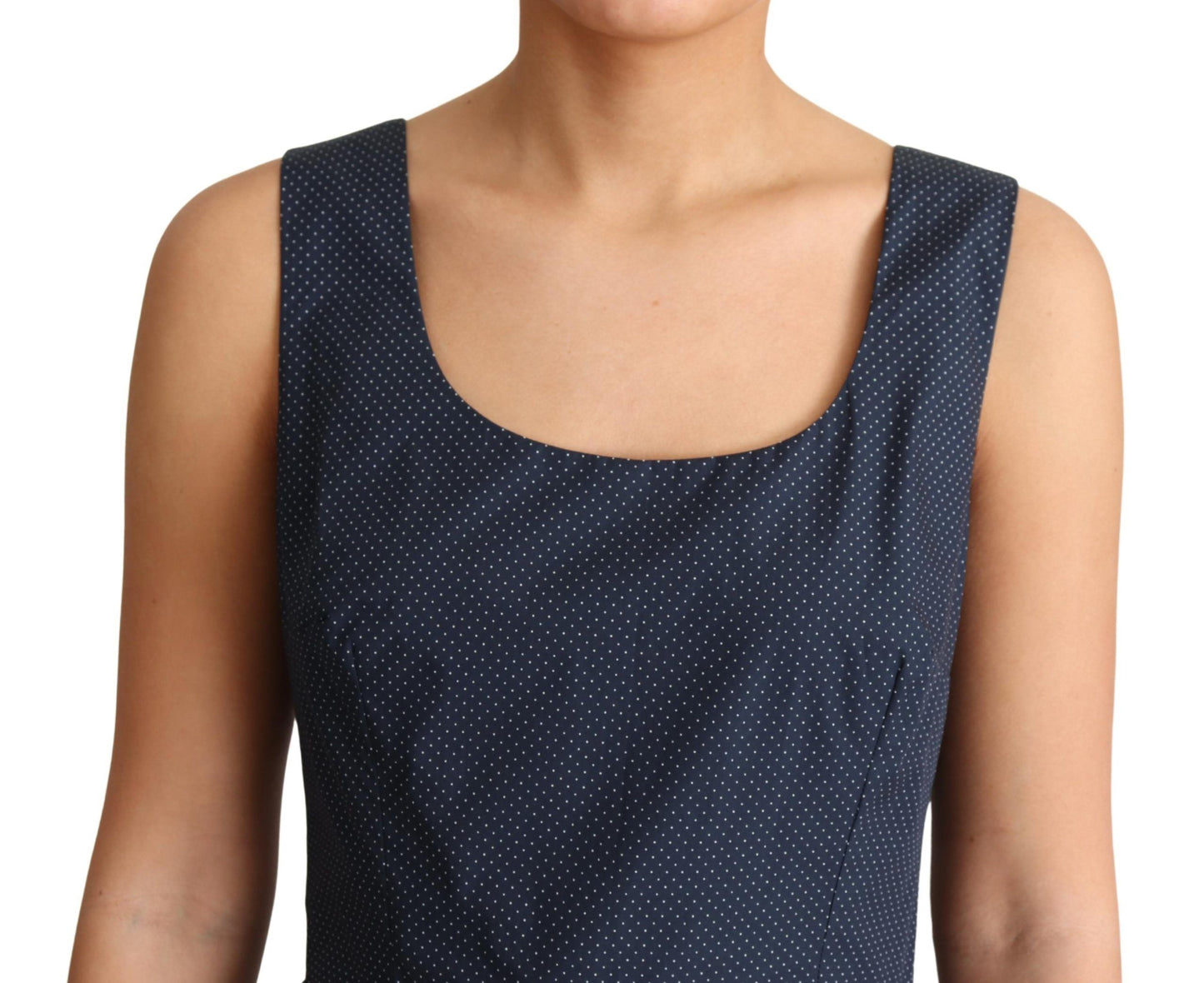 Ideal for various occasions, a must-have for any fashion connoisseur