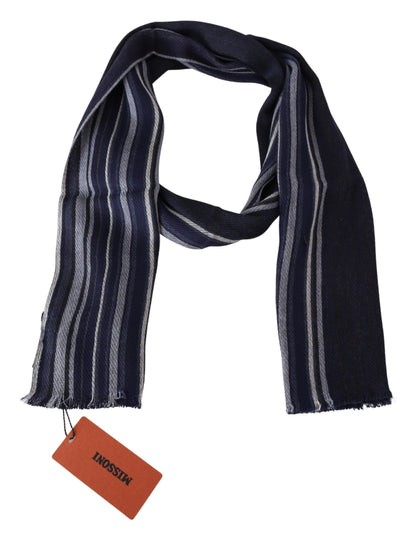  Vibrant and plush wool and silk blend for warmth and soft touch 