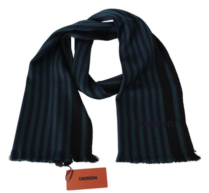 Unisex scarf made in Italy with delicate fringes