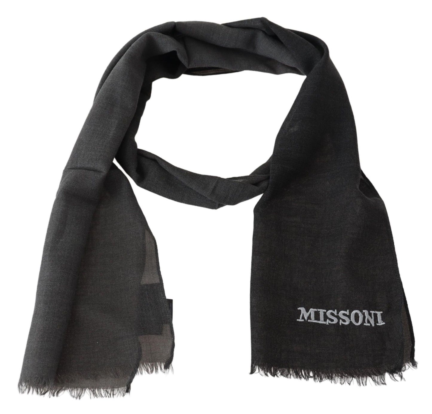 Exquisite 100% wool scarf with delicate brand logo embroidery