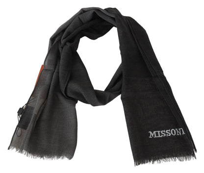 Exquisitely crafted Missoni scarf in black with original tags
