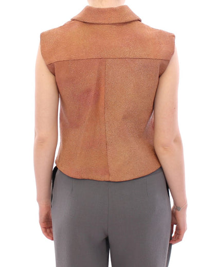 Elegant front zipper and two convenient front pockets