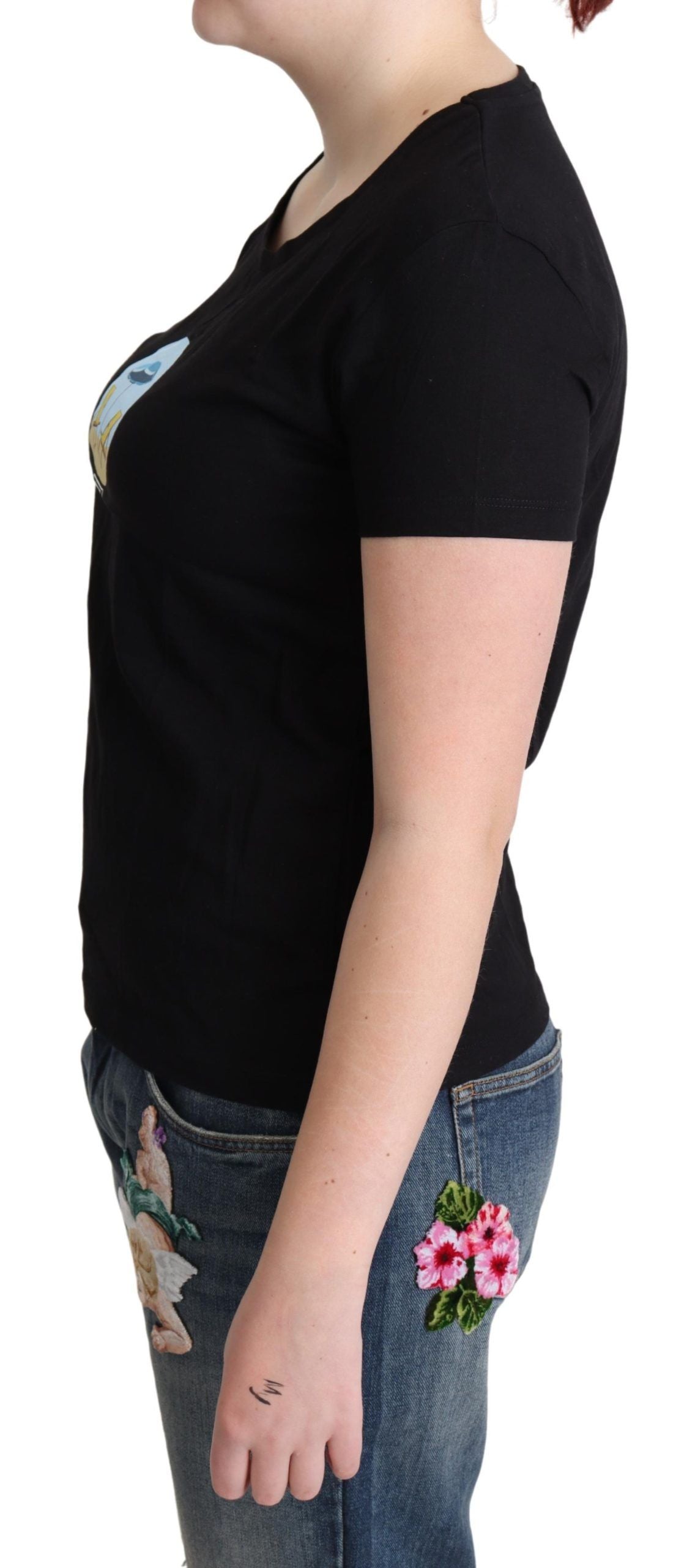 Short-sleeve black tee made from 100% cotton