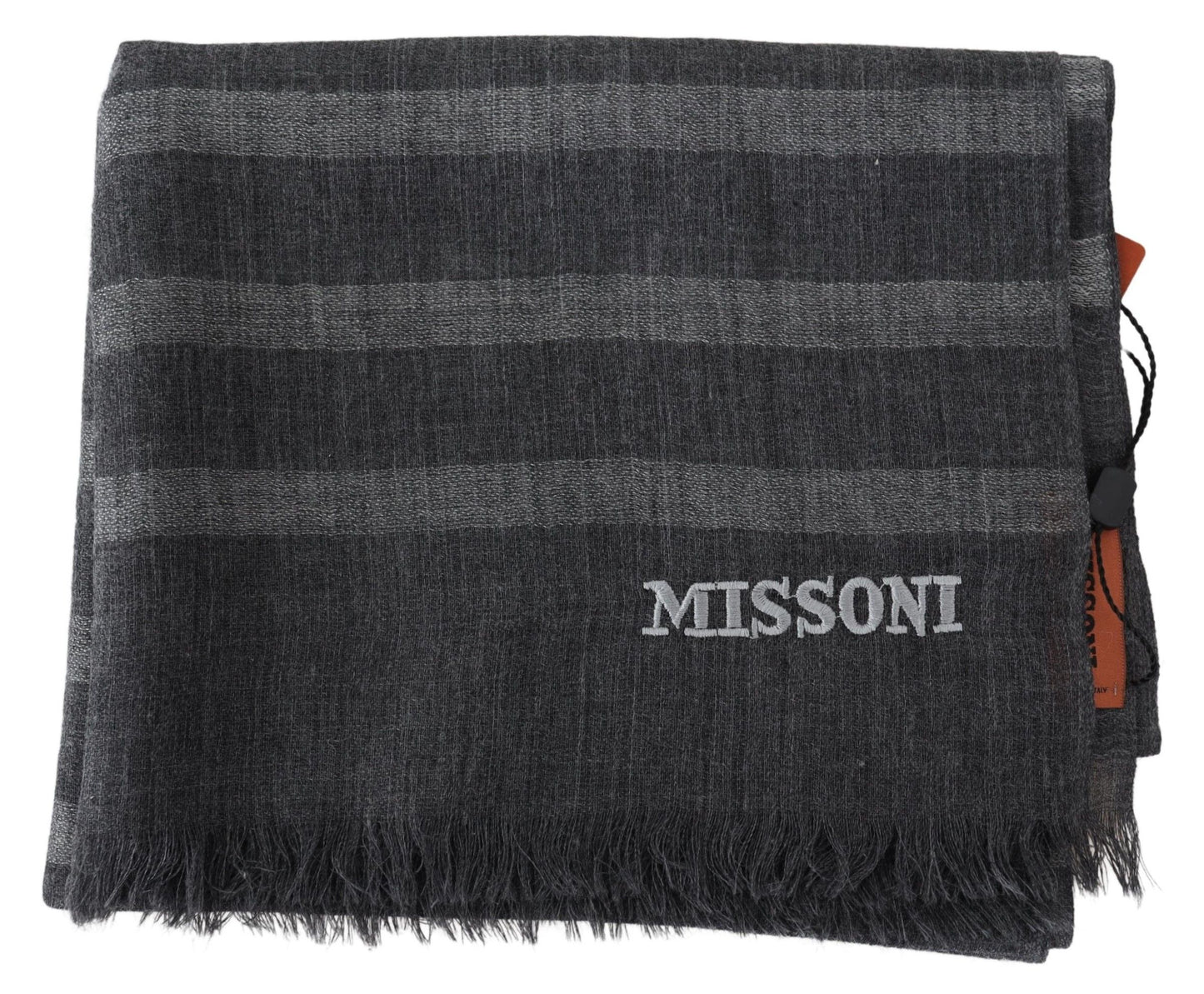 Measures 170cm x 50cm, made in Italy for timeless style