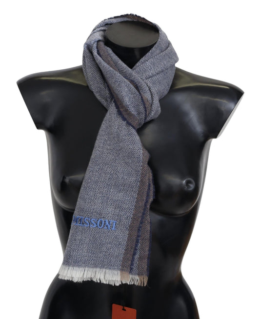 Exquisite Missoni wool scarf with classic stripes pattern and fringes