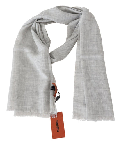 Luxurious Missoni wool and silk scarf in elegant beige with exquisite craftsmanship