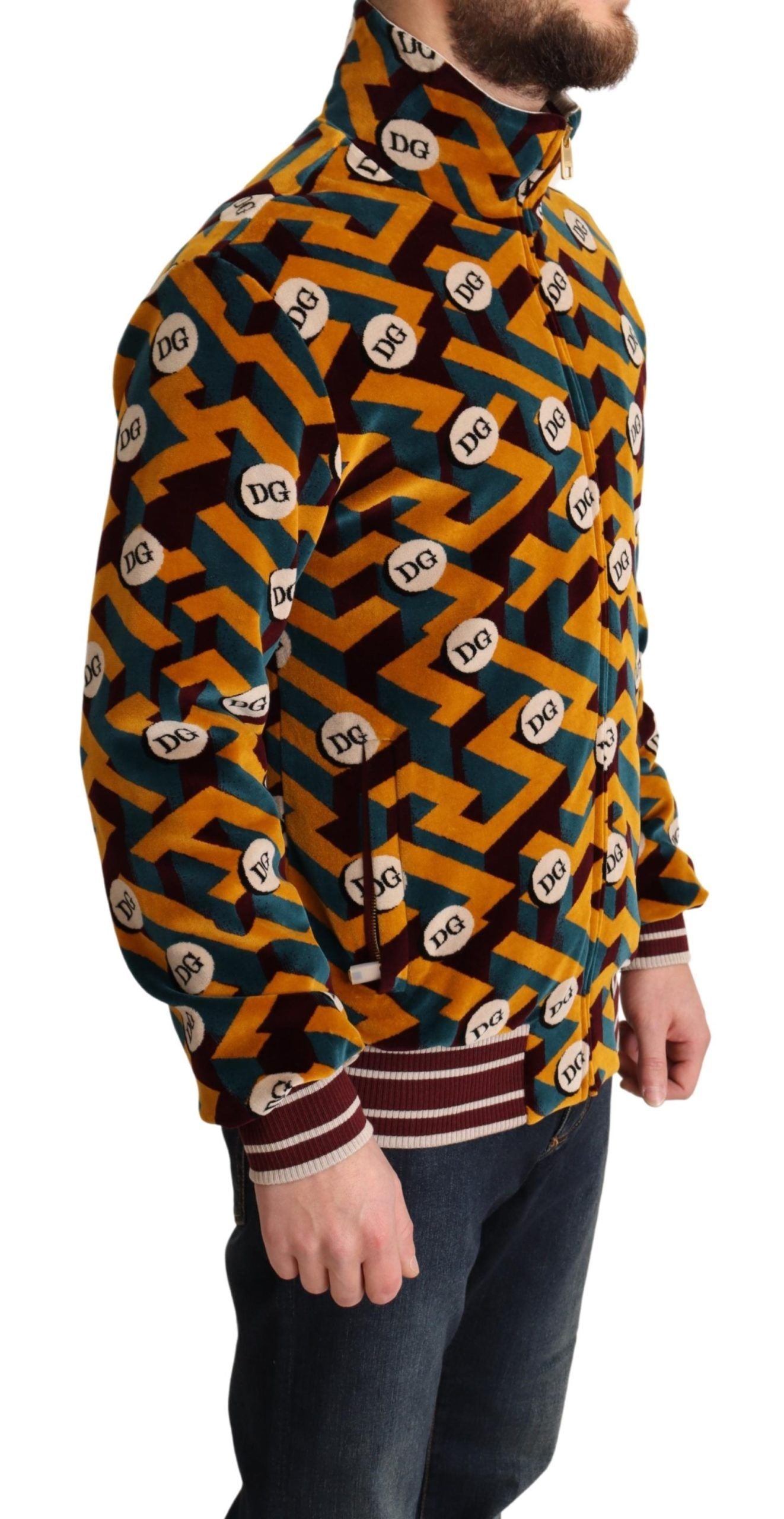 Vibrant multicolor sweater with full zipper closure and front pockets