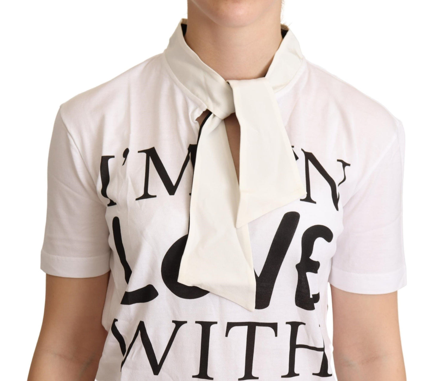 Versatile and elegant Italian-made white tee with logo details