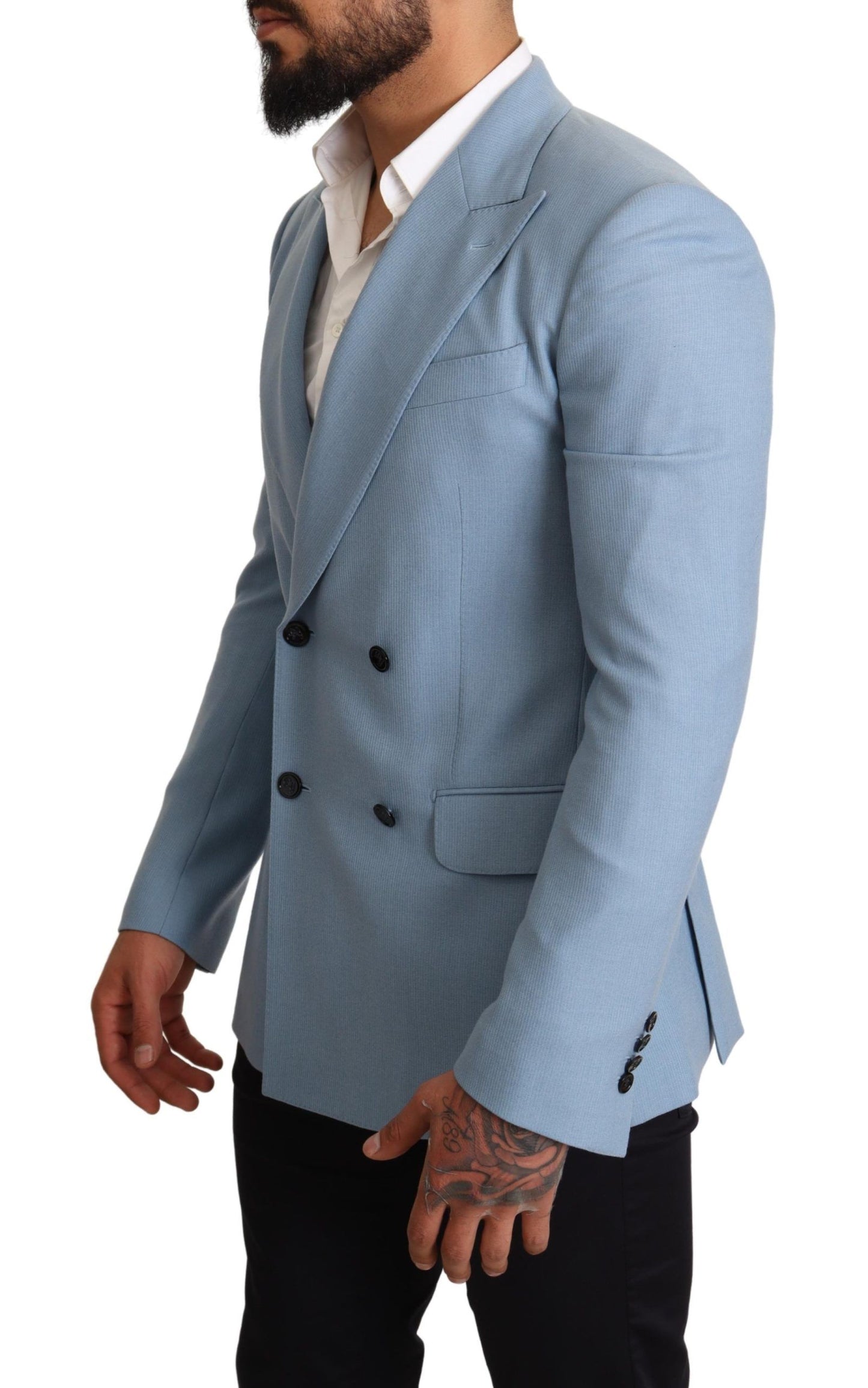 Luxurious double-breasted two-button front and sleek slim fit cut