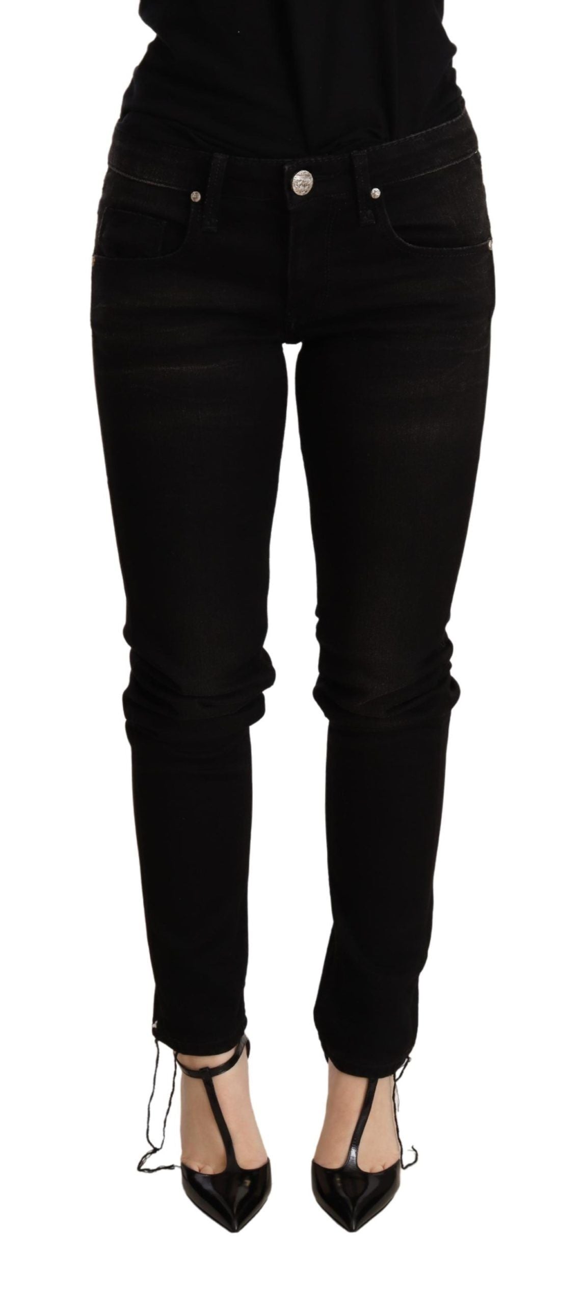 Acht Elegant Slim Fit Black Denim: High-quality, stylish and comfortable black denim jeans for men