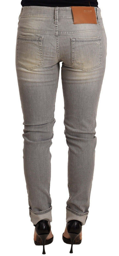 Tailored to perfection, flattering silhouette, and modern sophistication