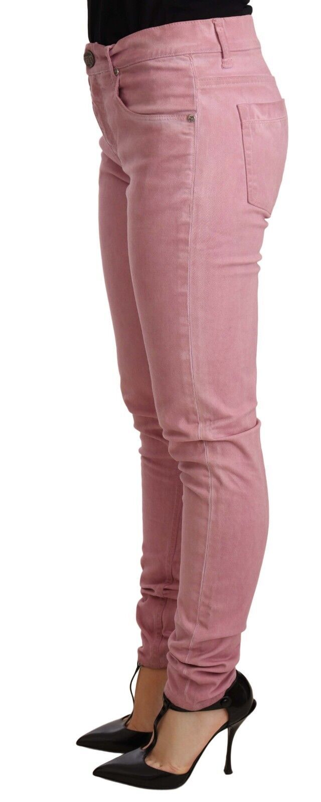Stylish and comfortable pink denim jeans with four pockets