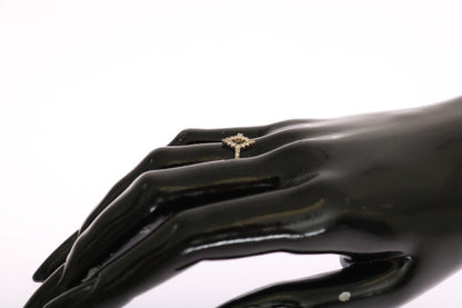 Must-have accessory favored by celebrities worldwide