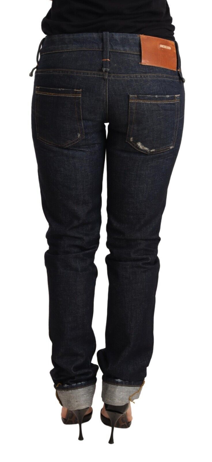 Soft and durable skinny jeans with subtle logo details