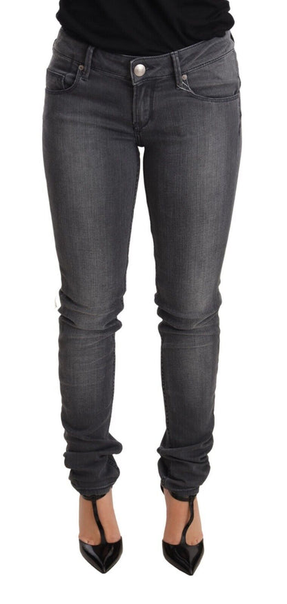 Stunning gray low waist skinny denim jeans with zipper closure 