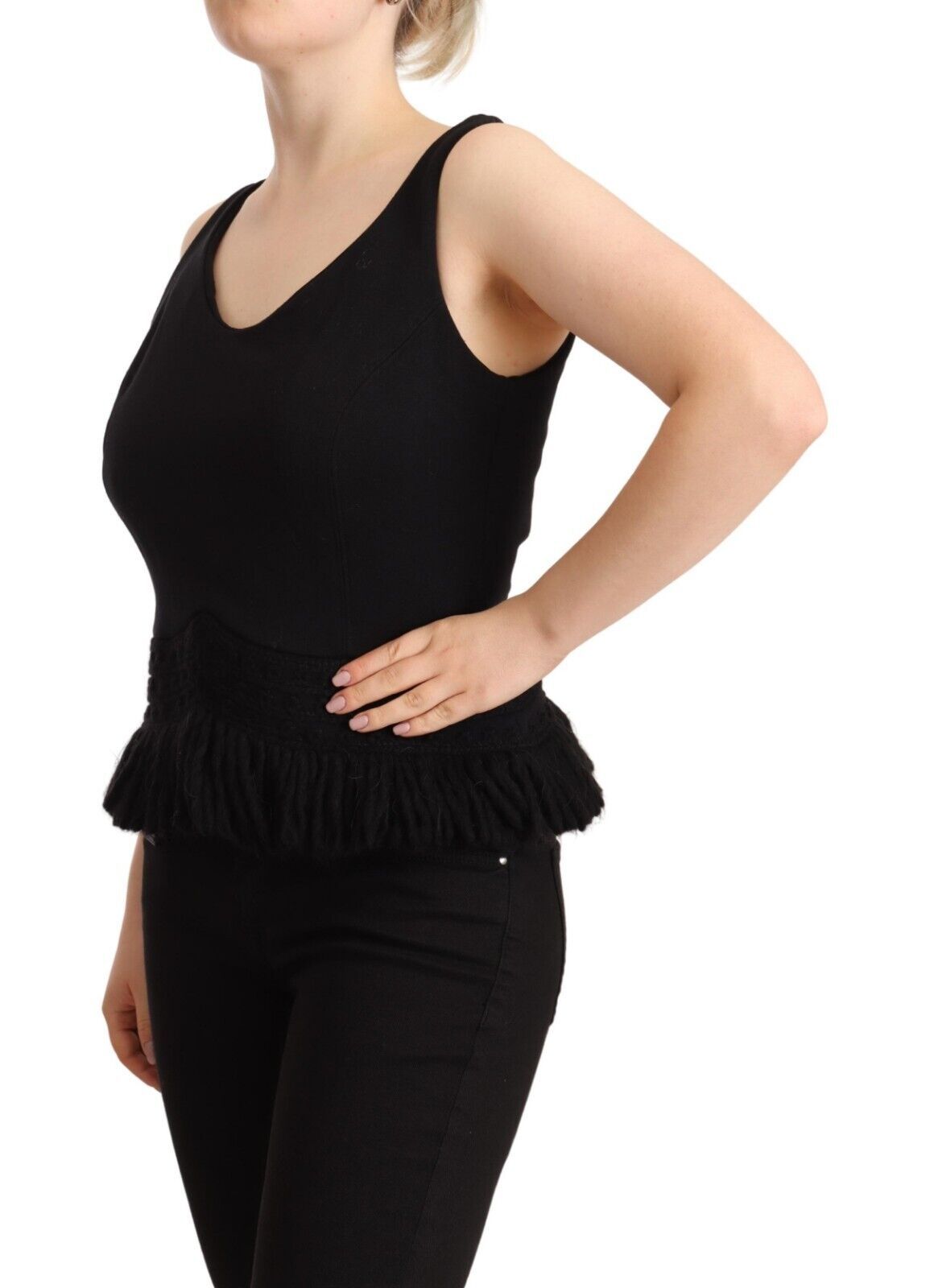 Elegant and versatile tank top made of 70% Cotton 30% Modal