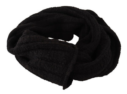  Finest virgin wool blend for comfort and elegance 
