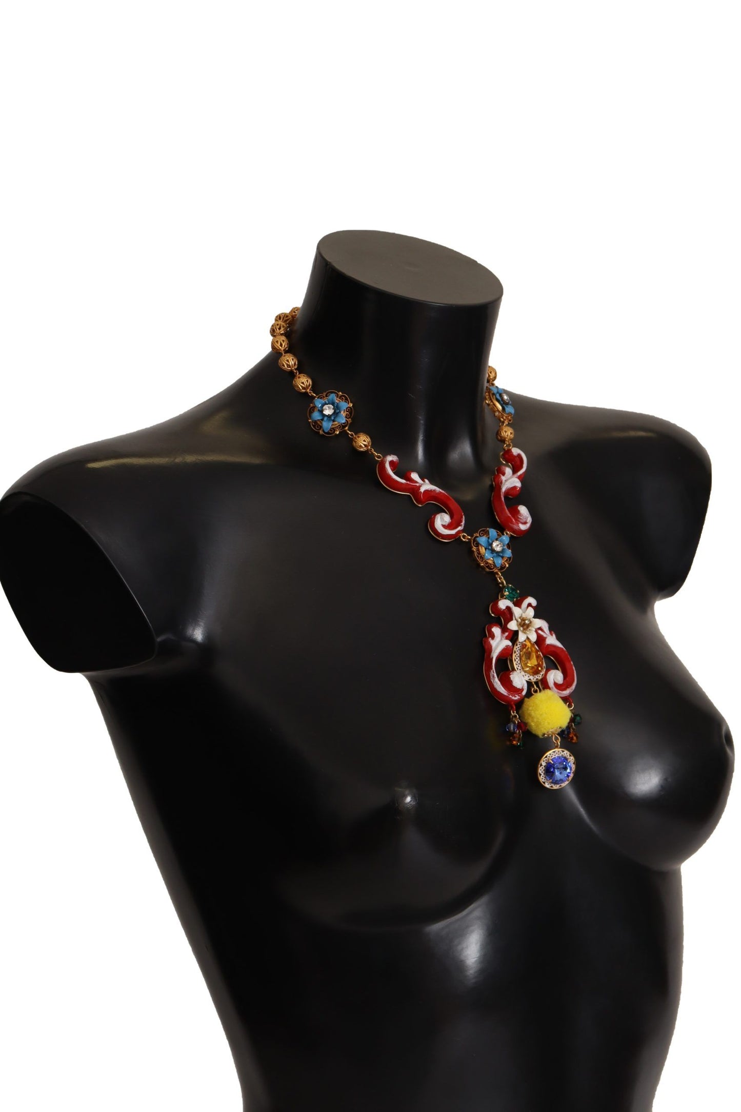 Elegant multicolor crystal necklace, a true testament to artisanal craftsmanship