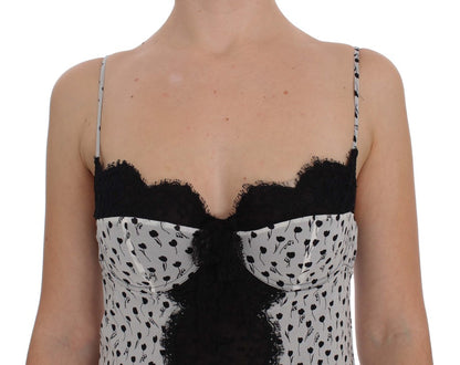 Silky and stretchy texture for comfort and perfect fit