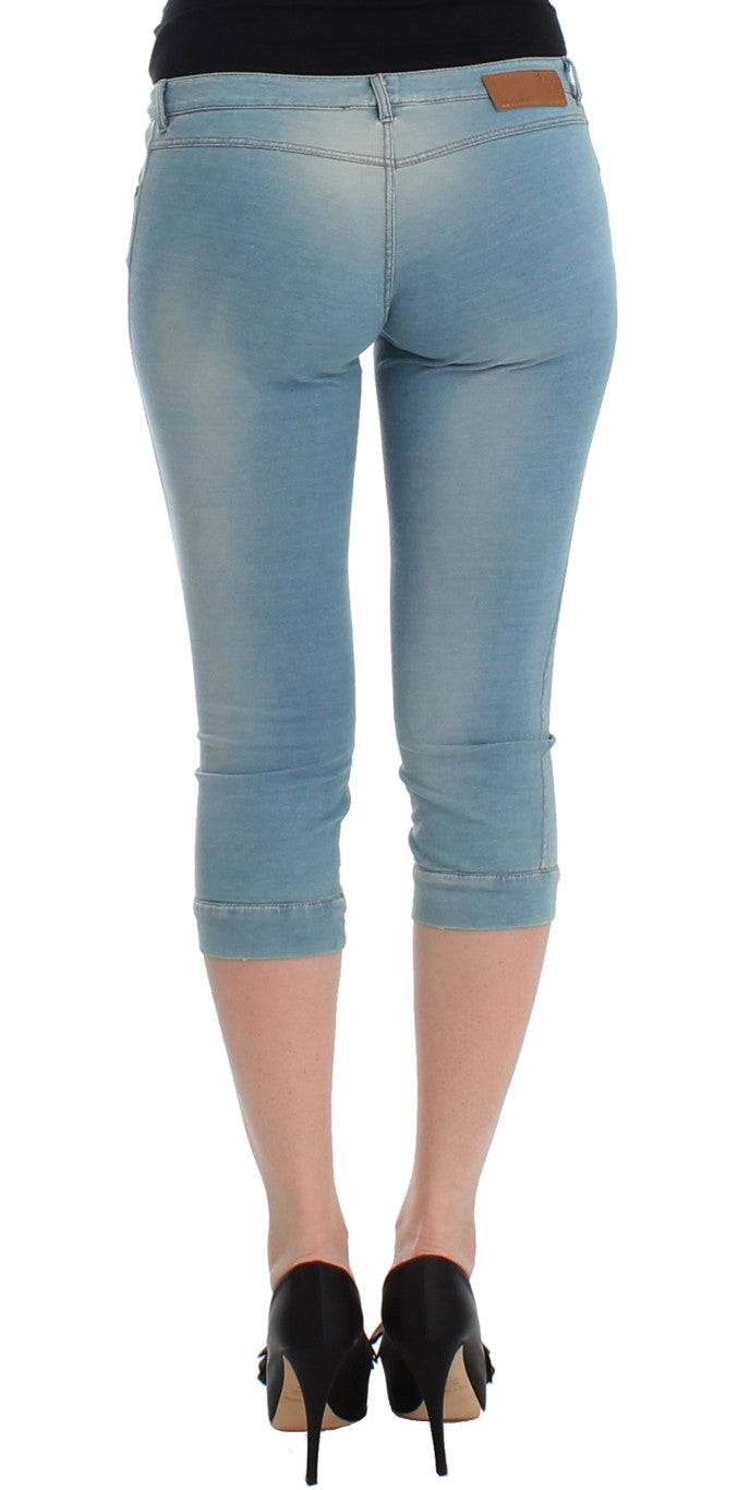 Gorgeous and brand-new Capri style jeans in light blue color